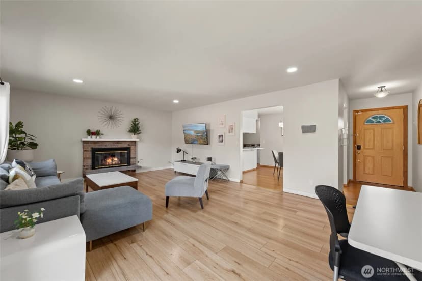 Property photo for 7203 123rd Avenue Se, Newcastle photo 14