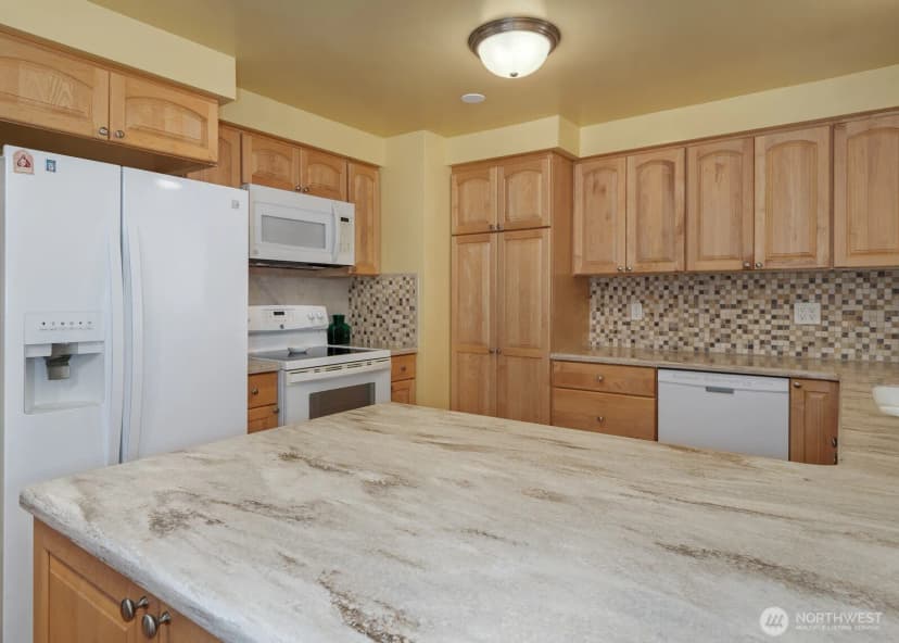 Property photo for 2205 W 14th St, Port Angeles photo 15