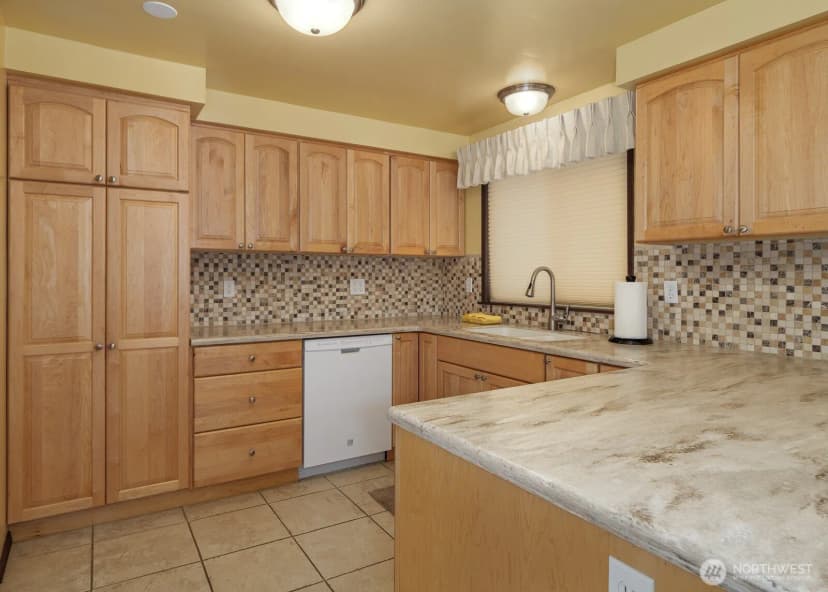 Property photo for 2205 W 14th St, Port Angeles photo 16