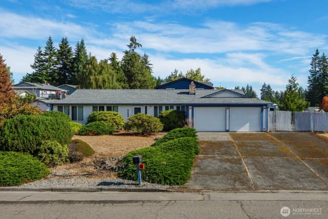 Property photo for 2205 W 14th St, Port Angeles