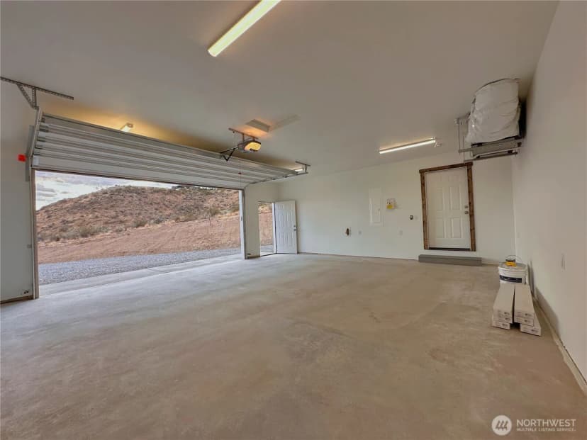 Property photo for 20 Pats Lane, Omak photo 32