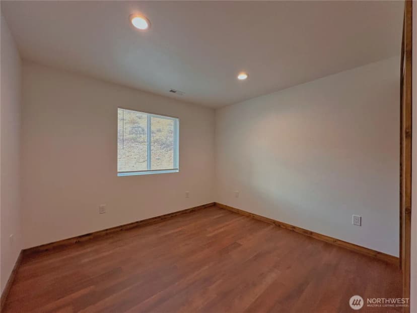 Property photo for 20 Pats Lane, Omak photo 29