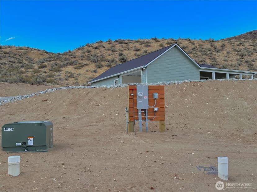 Property photo for 20 Pats Lane, Omak photo 35