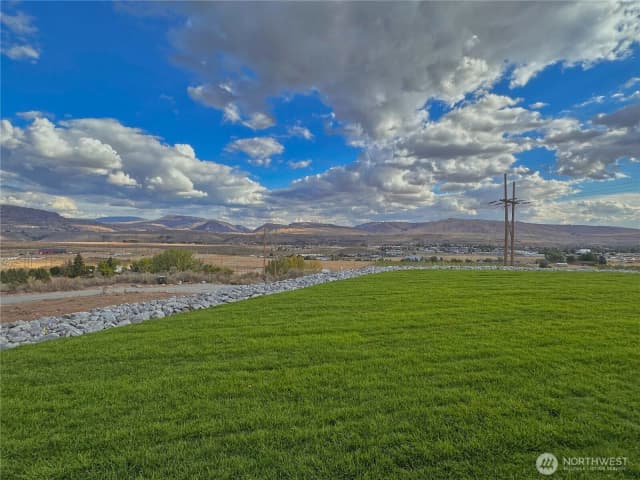 Property photo for 20 Pats Lane, Omak photo 5