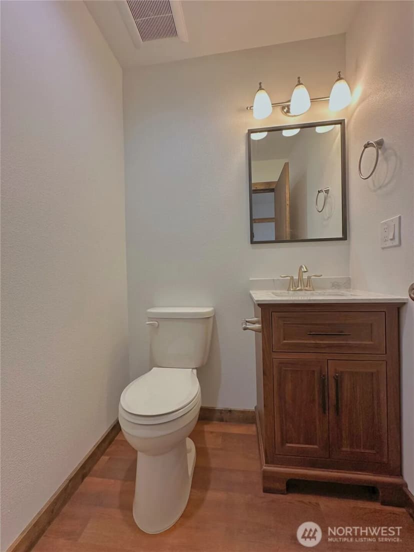Property photo for 20 Pats Lane, Omak photo 18