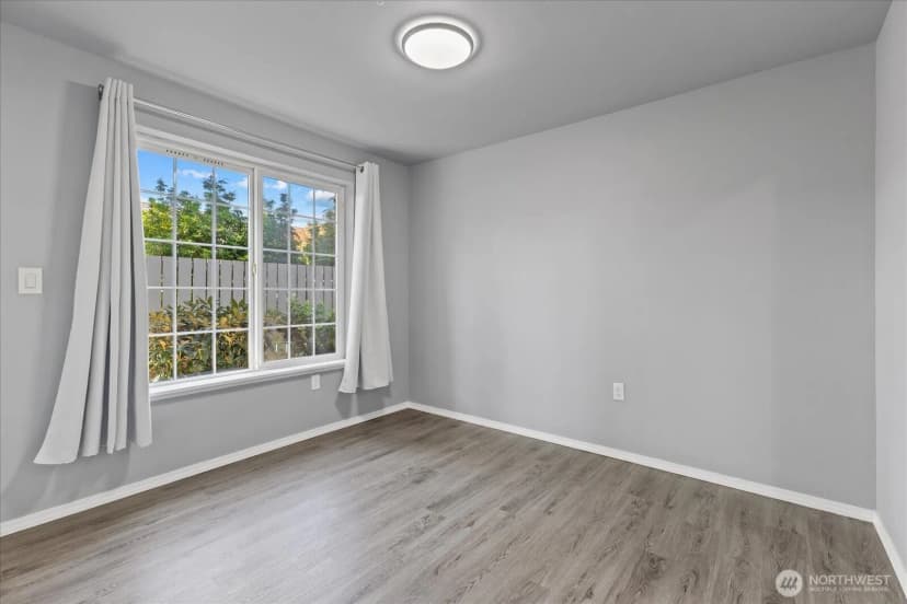 Property photo for 14007 Ne 181st Street #b101, Woodinville photo 10