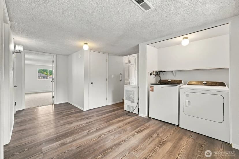Property photo for 8419 Washington Boulevard Sw, Lakewood photo 22