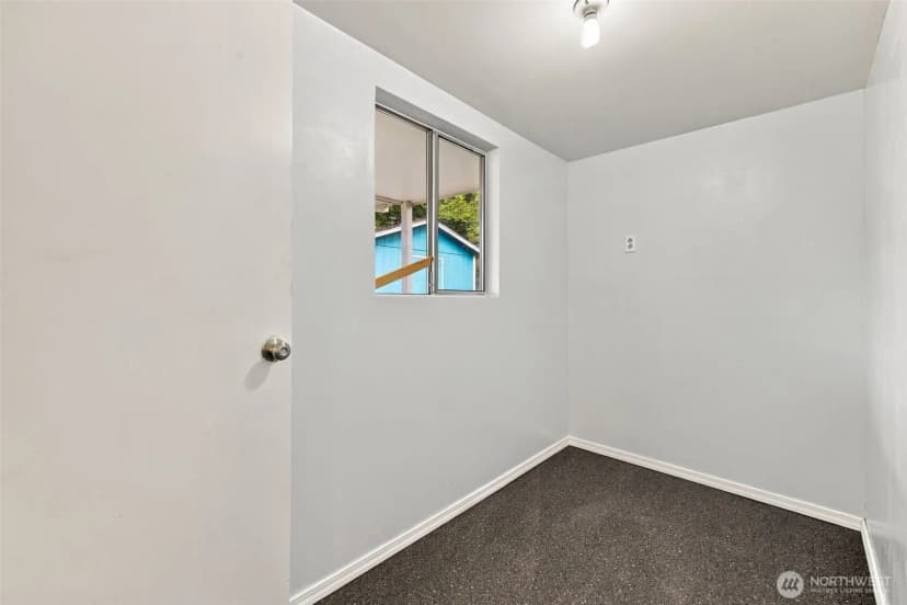 Property photo for 8419 Washington Boulevard Sw, Lakewood photo 24