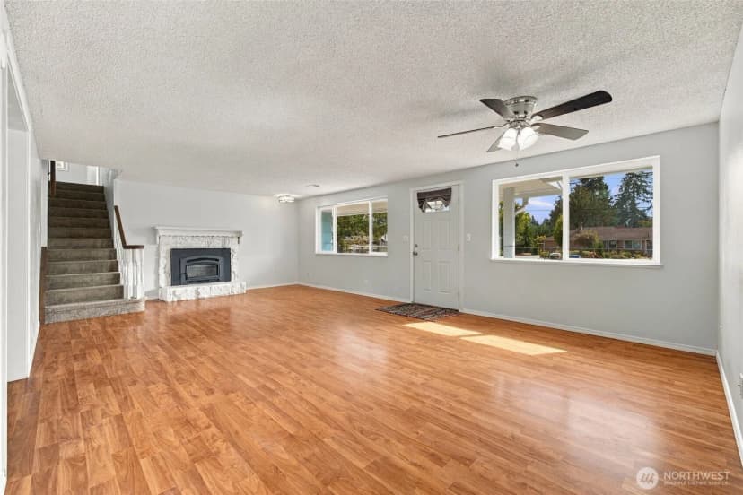Property photo for 8419 Washington Boulevard Sw, Lakewood photo 6