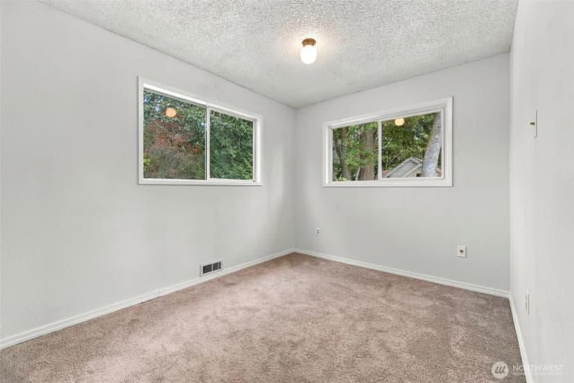 Property photo for 8419 Washington Boulevard Sw, Lakewood photo 29