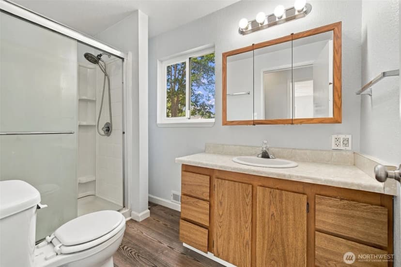Property photo for 8419 Washington Boulevard Sw, Lakewood photo 30