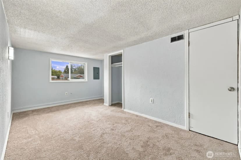 Property photo for 8419 Washington Boulevard Sw, Lakewood photo 25
