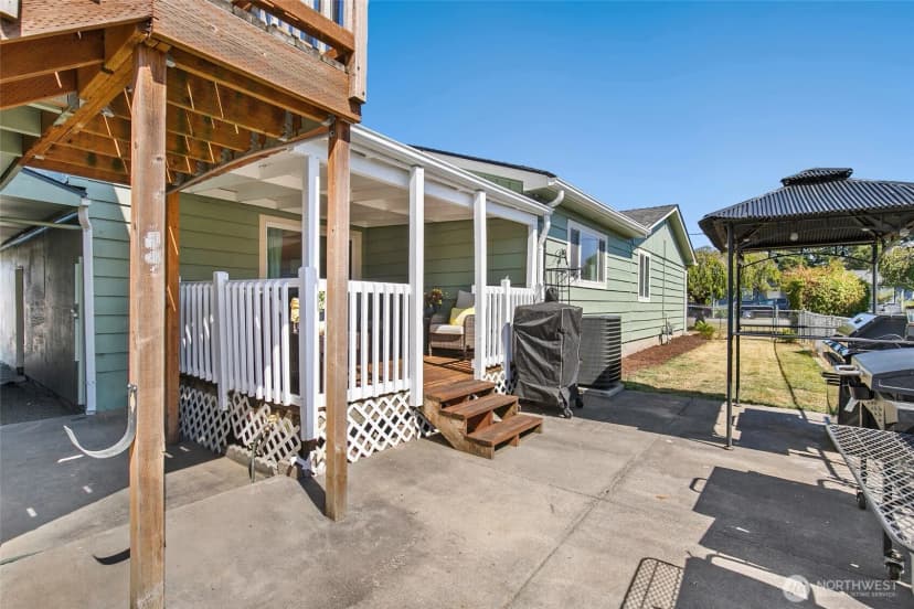 Property photo for 381 N Cascade Street, Buckley photo 30