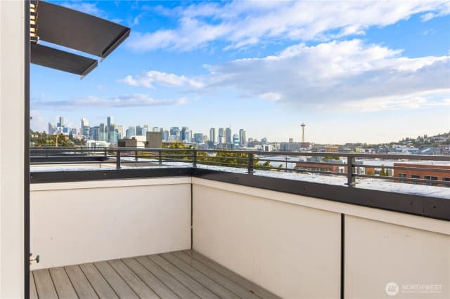 Property photo for 2334 Franklin Avenue E #e, Seattle photo 5