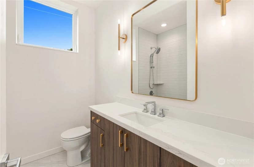 Property photo for 2334 Franklin Avenue E #e, Seattle photo 19