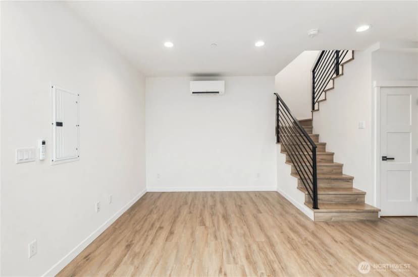 Property photo for 2334 Franklin Avenue E #e, Seattle photo 11
