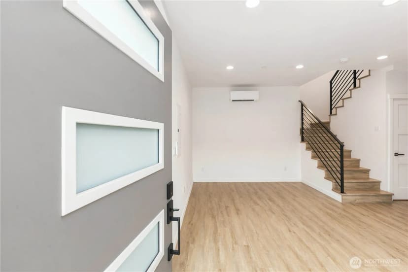 Property photo for 2334 Franklin Avenue E #e, Seattle photo 6
