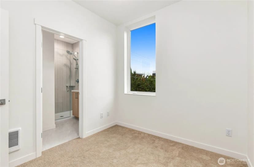 Property photo for 2334 Franklin Avenue E #e, Seattle photo 25