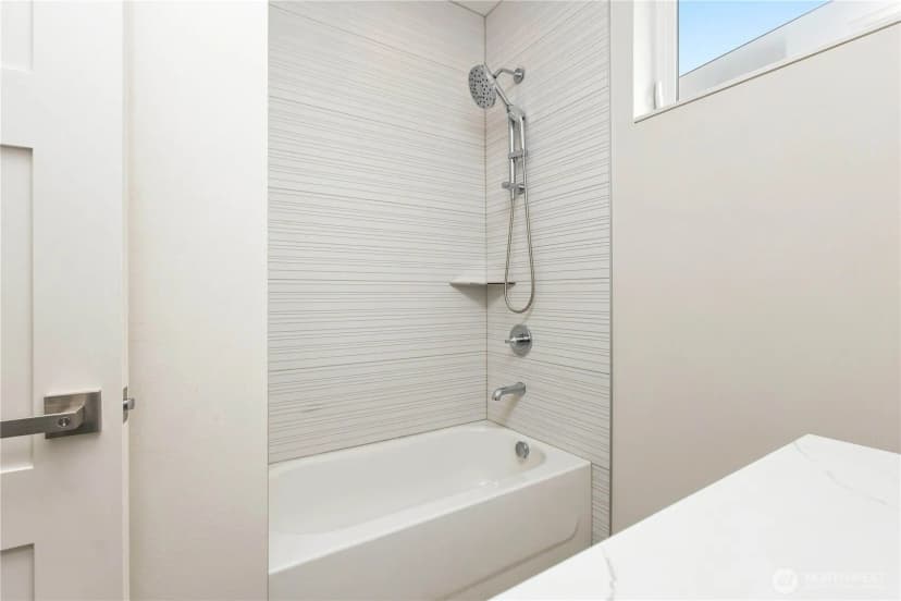 Property photo for 2334 Franklin Avenue E #e, Seattle photo 18