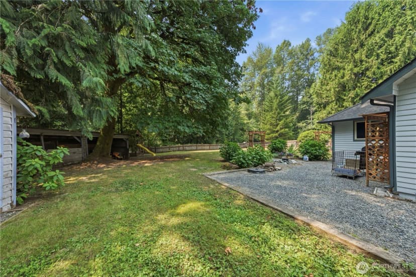 Property photo for 9910 Elliott Road, Snohomish photo 32