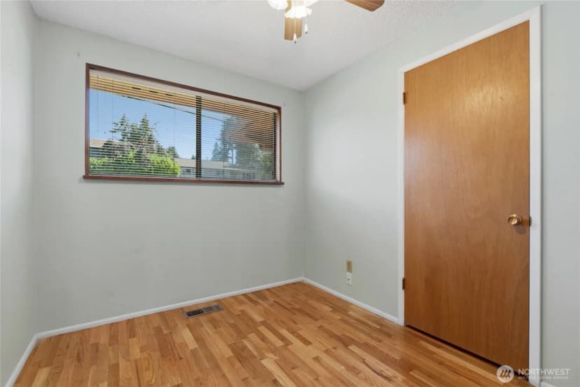 Property photo for 1524 N James St, Tacoma photo 10
