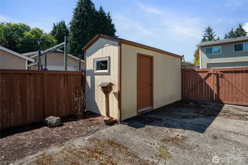 Property photo for 1524 N James St, Tacoma photo 32