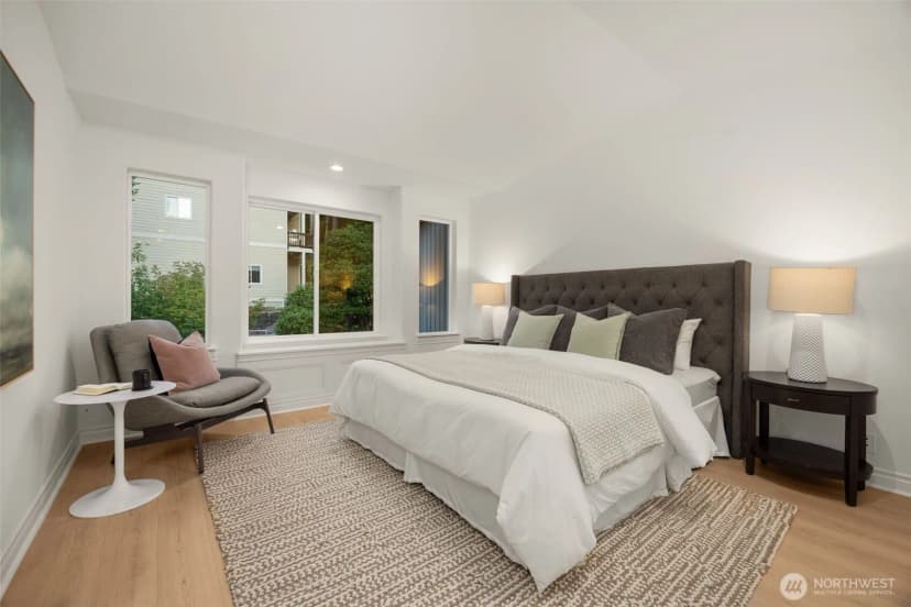 Property photo for 1102 Bellevue Way Se #2, Bellevue photo 22
