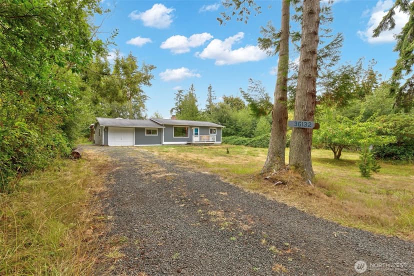 Property photo for 36132 Hood Canal Drive Ne, Hansville photo 2