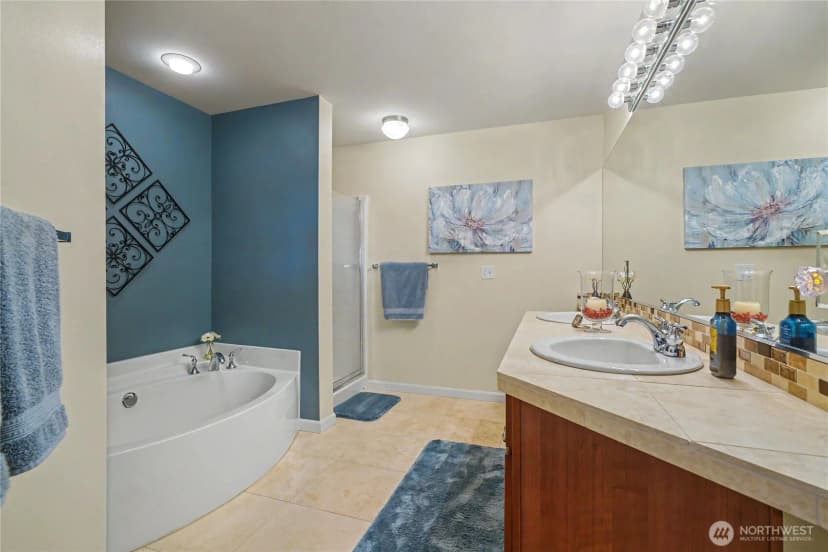 Property photo for 7119 James Place Se, Auburn photo 11