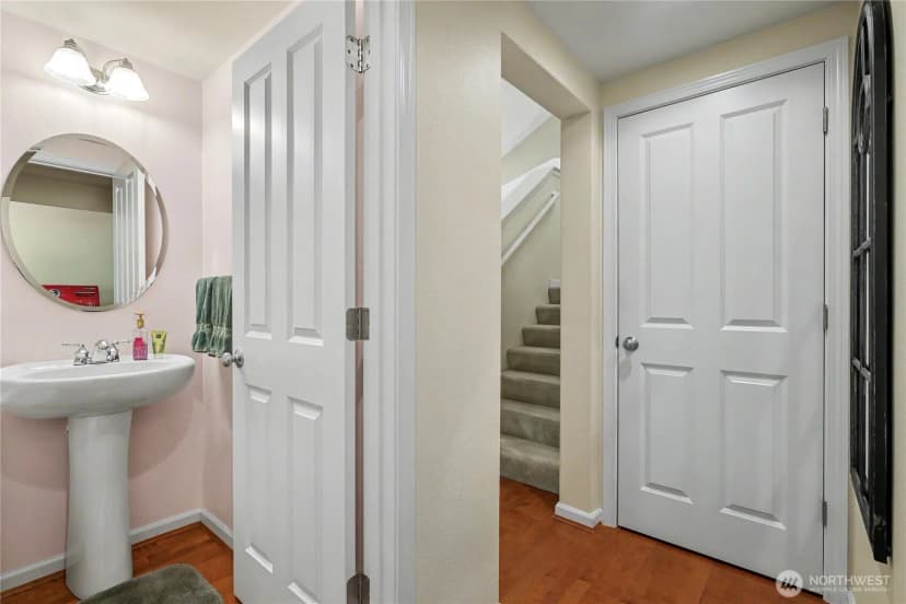 Property photo for 7119 James Place Se, Auburn photo 14