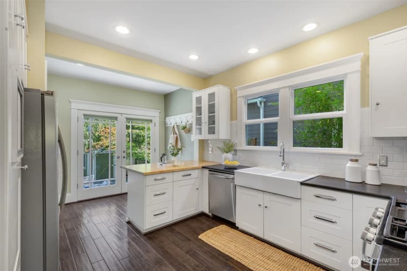 Property photo for 338 29th Avenue, Seattle photo 16