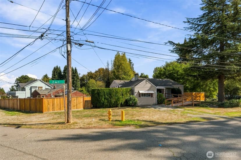 Property photo for 10454 2nd Avenue S, Seattle photo 30