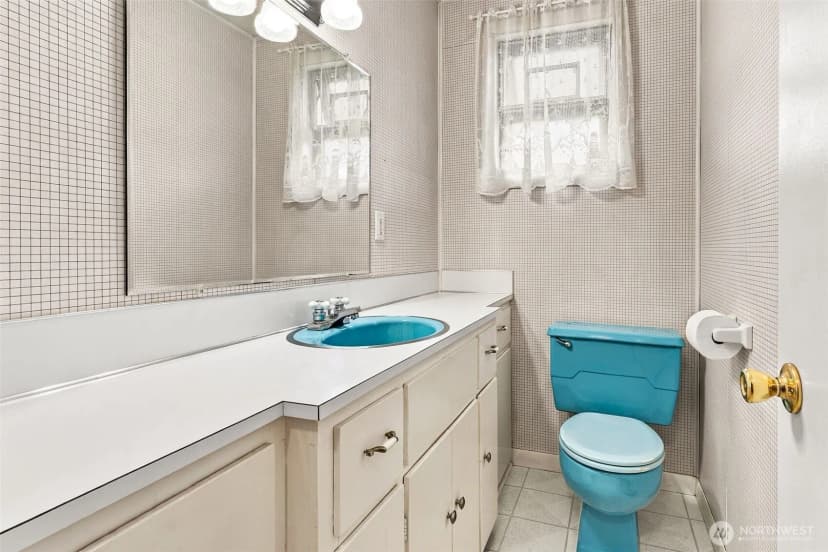 Property photo for 10454 2nd Avenue S, Seattle photo 11
