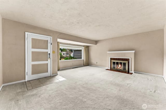 Property photo for 10454 2nd Avenue S, Seattle photo 3