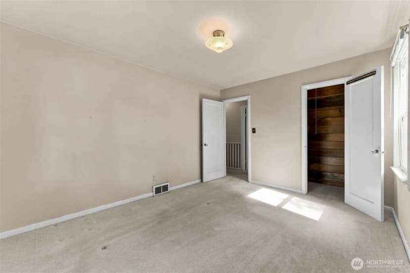Property photo for 10454 2nd Avenue S, Seattle photo 16