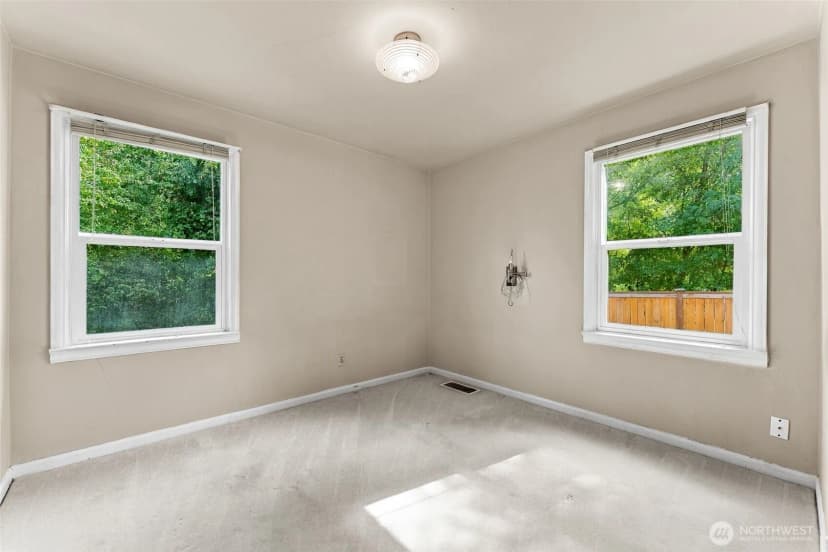 Property photo for 10454 2nd Avenue S, Seattle photo 17