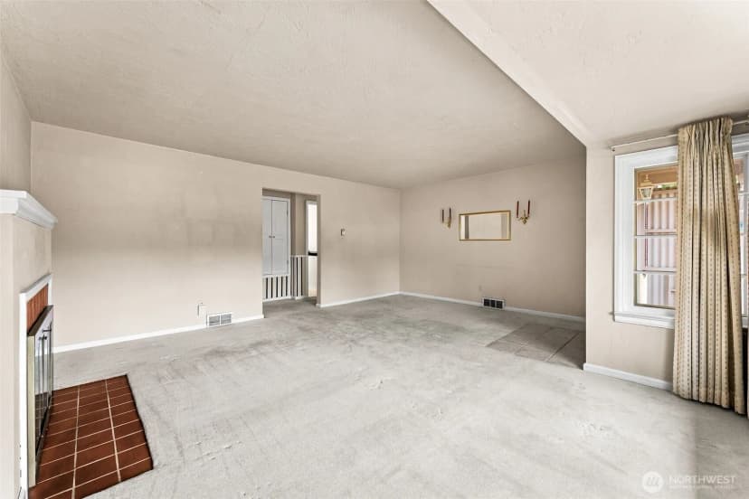 Property photo for 10454 2nd Avenue S, Seattle photo 5