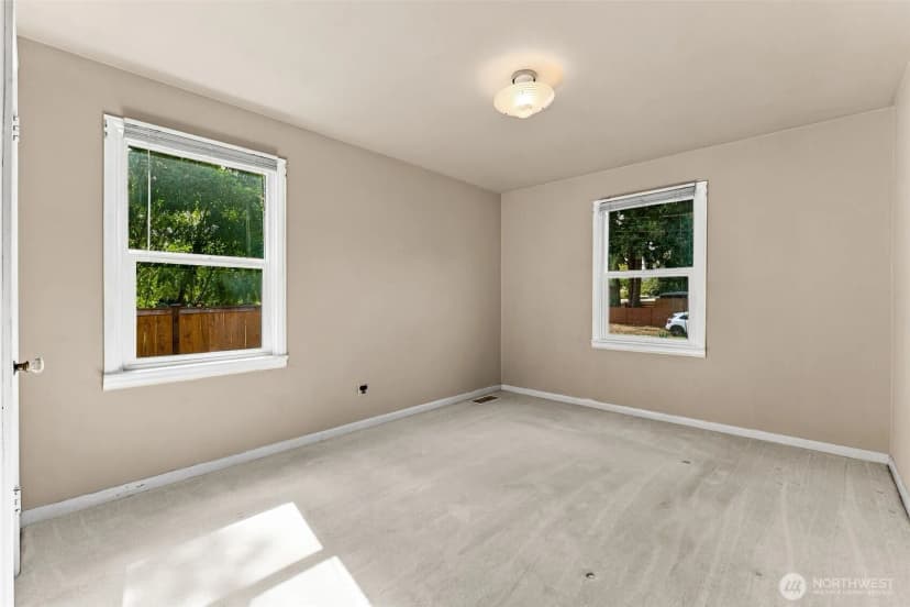 Property photo for 10454 2nd Avenue S, Seattle photo 15
