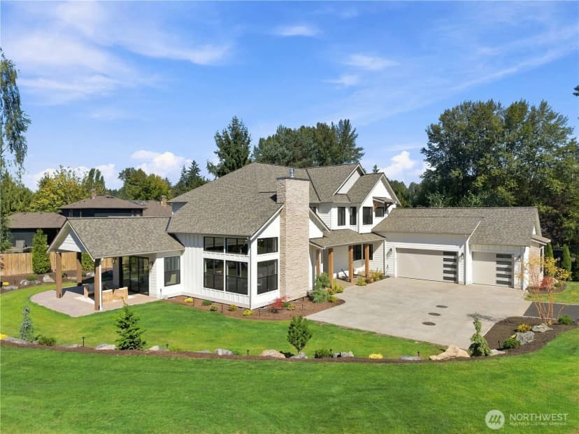 Property photo for 17218 & 17220 Ne Woodinville Duvall Road, Woodinville photo 2