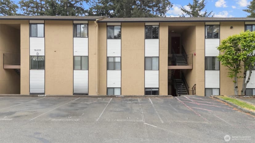 Property photo for 16200 Ne 12th Court #d59, Bellevue photo 26