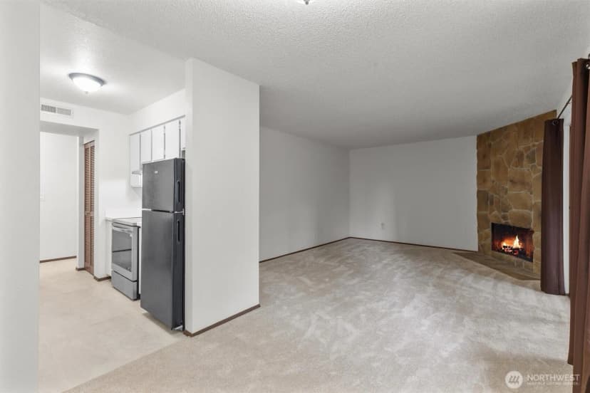 Property photo for 16200 Ne 12th Court #d59, Bellevue photo 10
