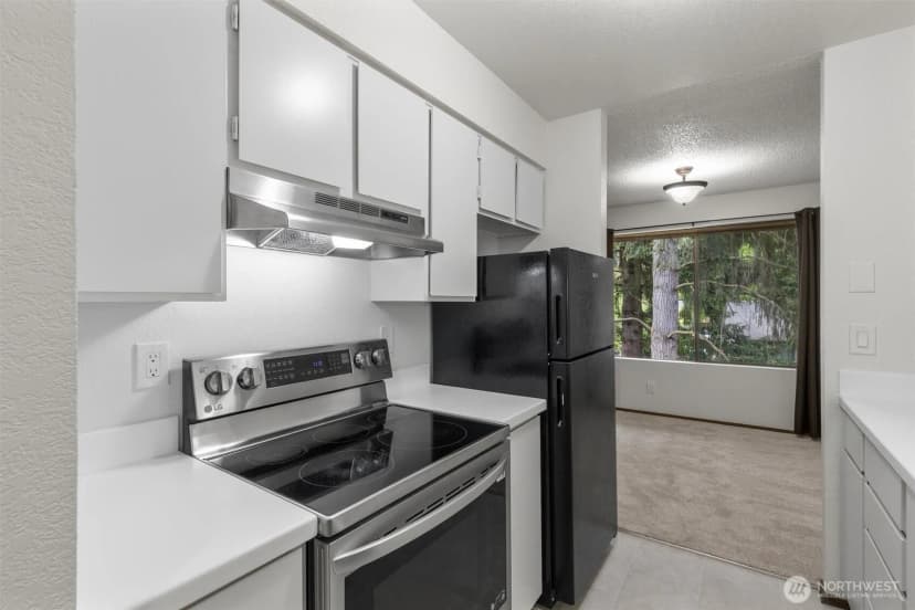 Property photo for 16200 Ne 12th Court #d59, Bellevue photo 6