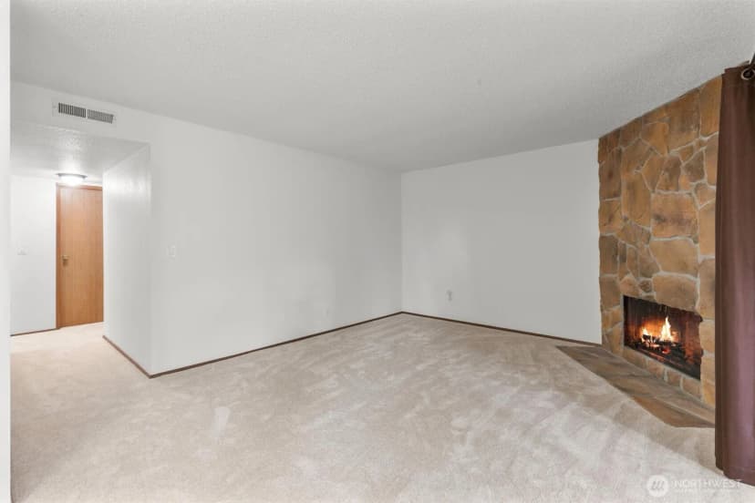 Property photo for 16200 Ne 12th Court #d59, Bellevue photo 16