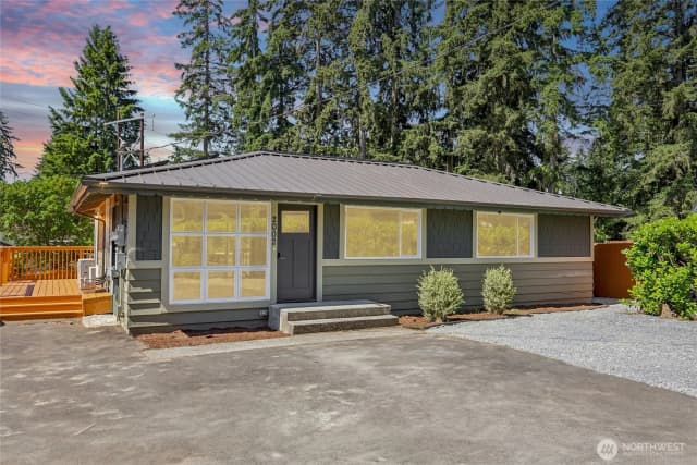 Property photo for 2002 211th Place Sw, Lynnwood