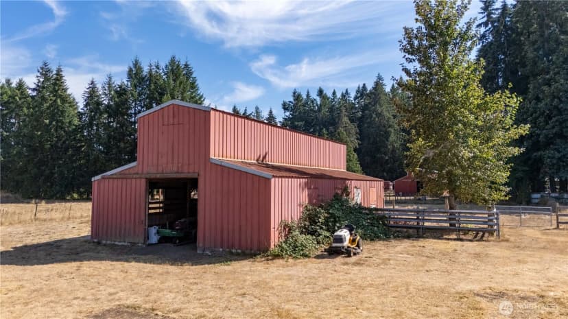 Property photo for 11632 Crockett Street Sw, Olympia photo 33