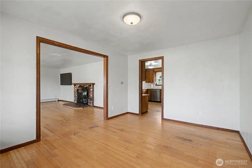 Property photo for 11632 Crockett Street Sw, Olympia photo 6