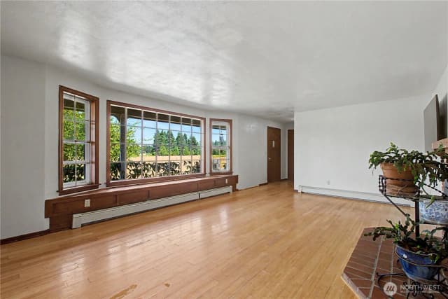 Property photo for 11632 Crockett Street Sw, Olympia photo 3