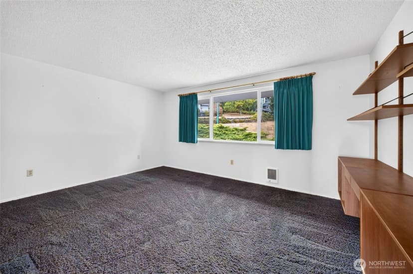 Property photo for 9309 Peacock Hill Avenue, Gig Harbor photo 19