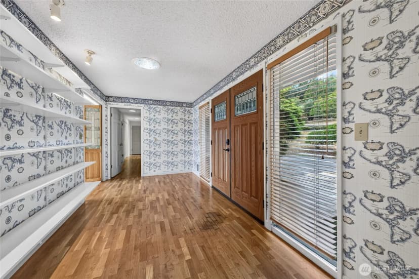Property photo for 9309 Peacock Hill Avenue, Gig Harbor photo 5