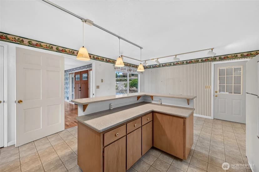 Property photo for 9309 Peacock Hill Avenue, Gig Harbor photo 13